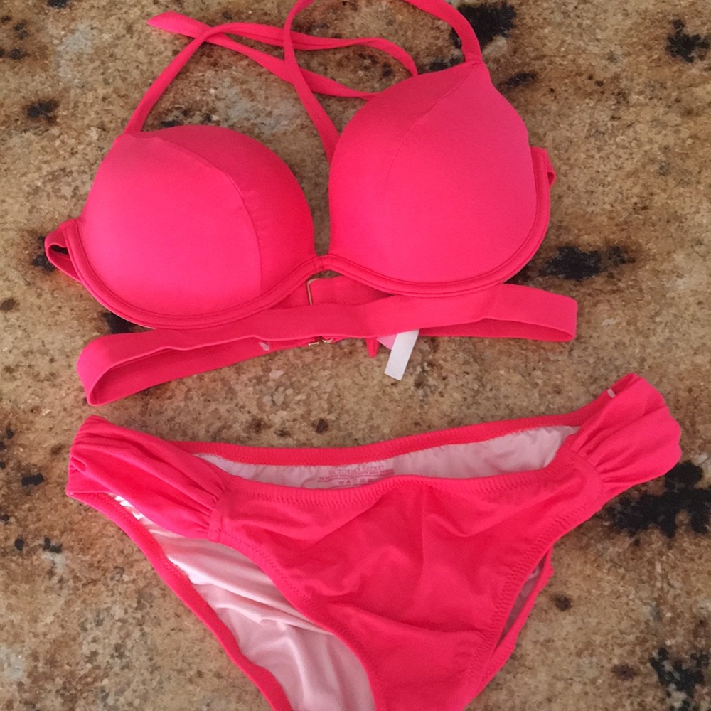PINK VICTORIA SECRET SWIM SUIT
